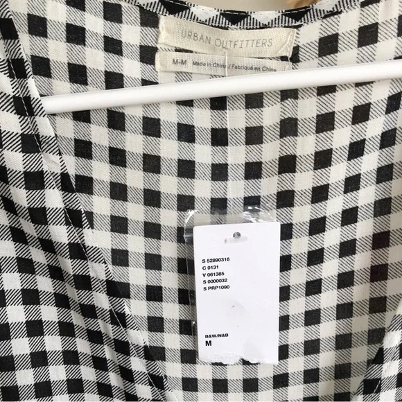 NWT Urban Outfitters Rio Tiered Button-Front Romper Size Medium - Picture 9 of 10